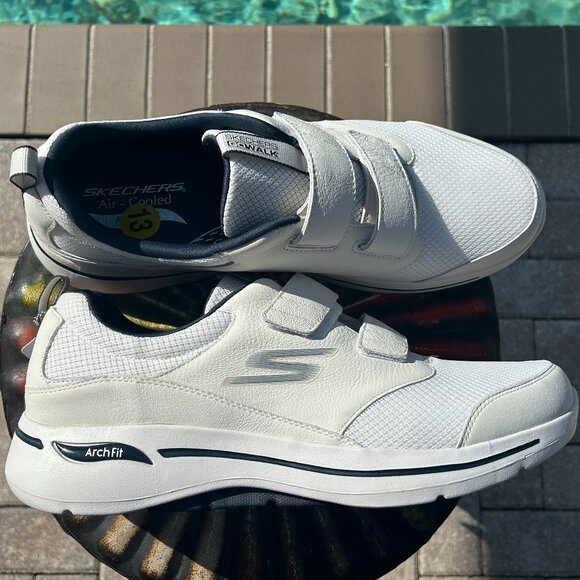 Skechers GOwalk Arch Fit Preserve Sneakers – Men’s Size 13 – New - Picture 3 of 15